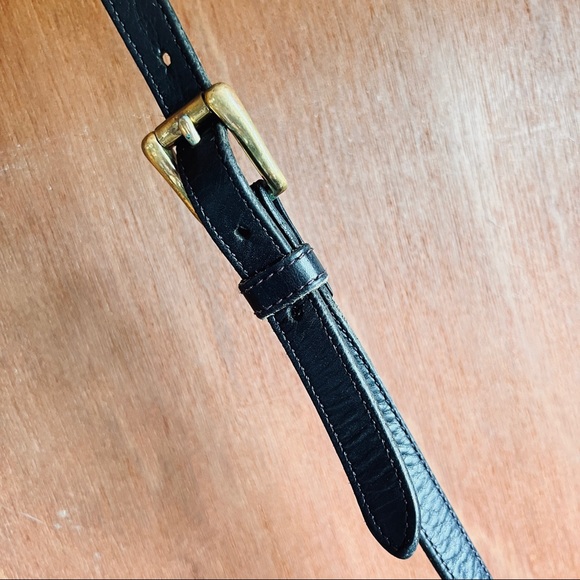 D&B Dooney & Bourke Vintage Black Leather Equestrian Crossbody Bag - Picture 12 of 15